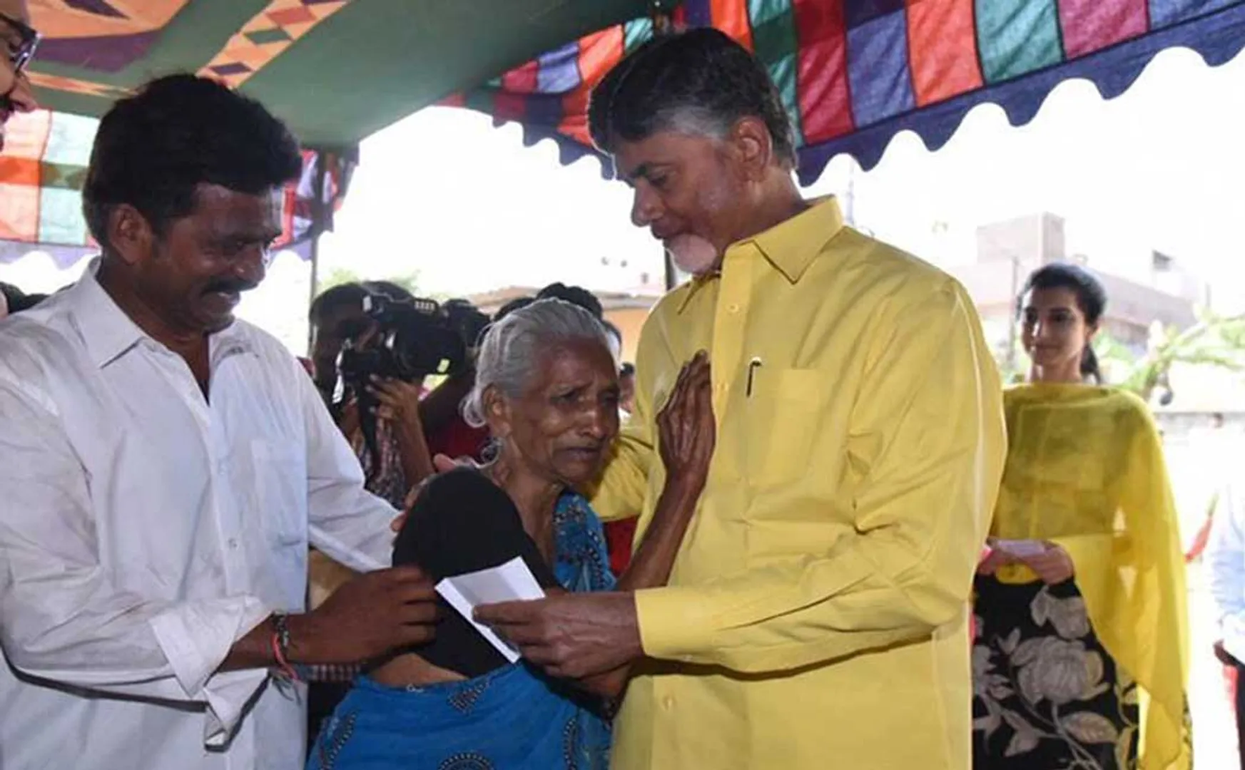 Chandrababu Naidu voted pictures
